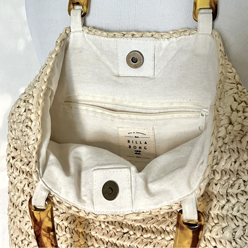 Billabong Tortoise Shell Handles Straw Tote Bag - Picture 3 of 6